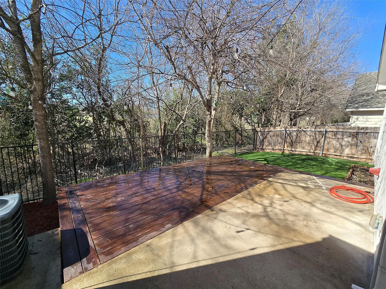2 bed, 2.0 bath, 1224 sqft, $2,100 — Photo 3