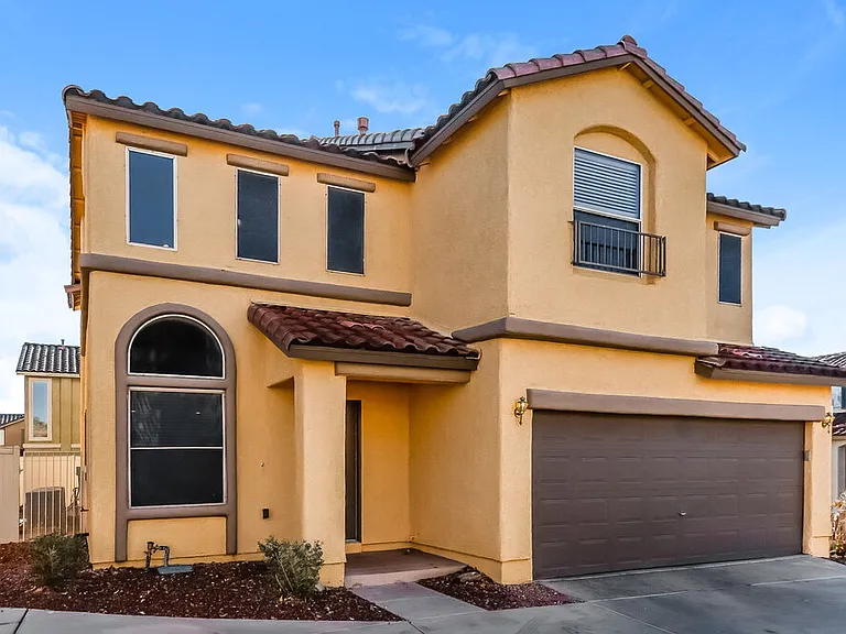 970 Medina De Leon Ave — Photo 4