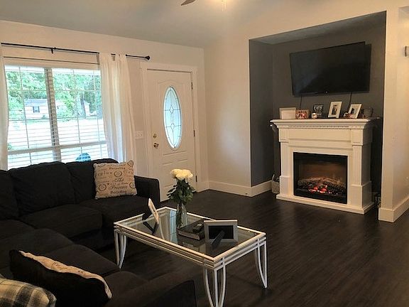 5th image of 2748 SW King St