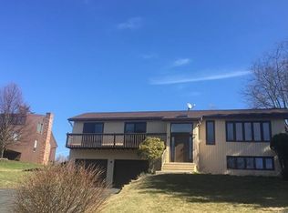 50 Red Clover Cir, Middletown, CT 06457