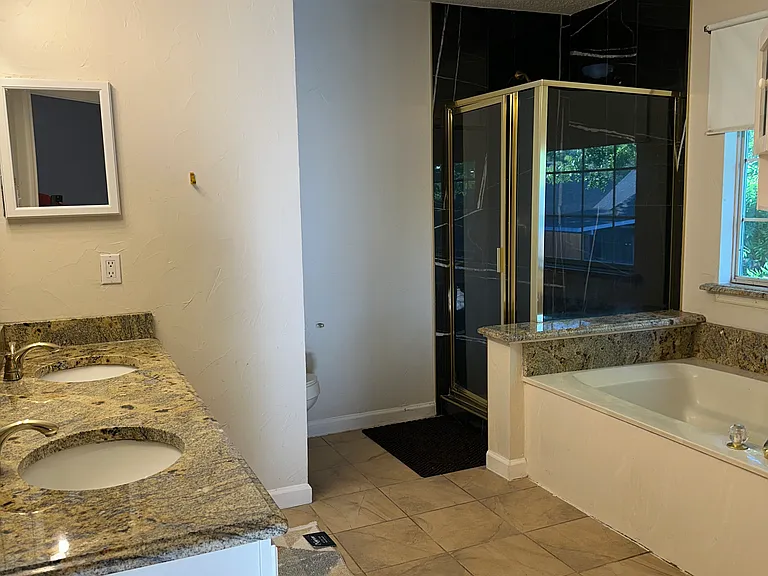 4024 Oxlea Dr — Photo 36