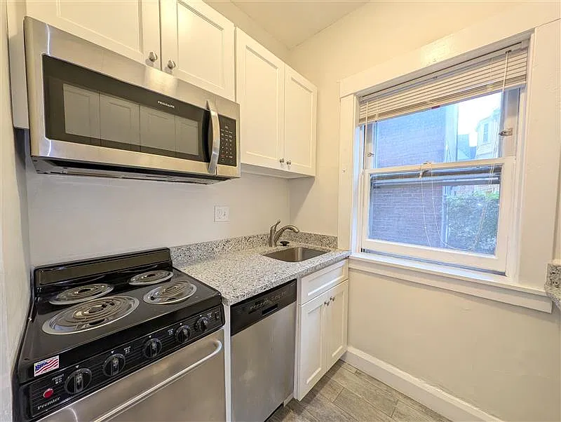 15 Linnaean St #5