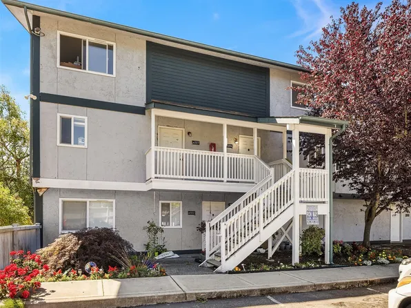 8823 Holly Drive #M206, Everett, WA 98208