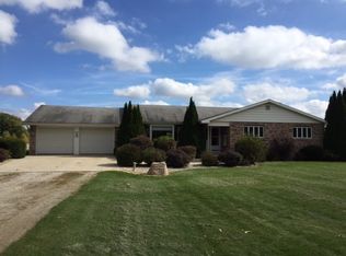 8742 N Baseline Rd, Wawaka, IN 46794