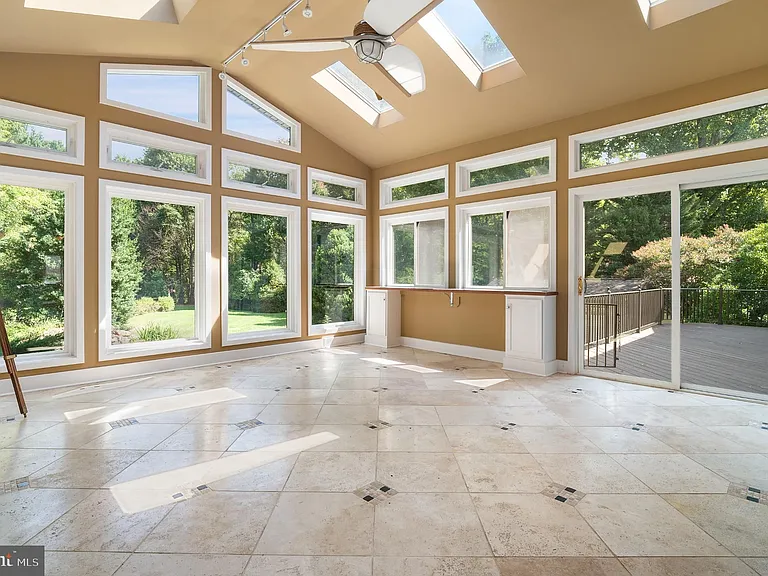 15729 Holly Grove Rd — Photo 81