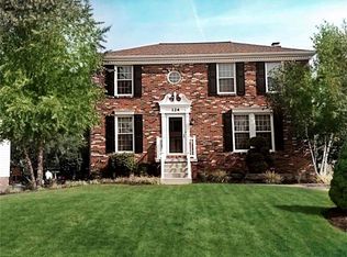 124 Clearbrook Dr, Cranberry Township, PA 16066