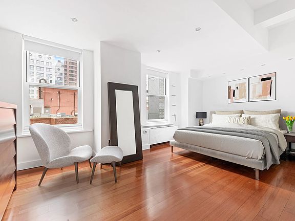 3rd image of 80 John St APT 16A