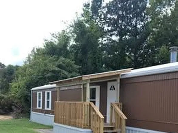 869 Sunflower Ln, Cookeville, TN 38501
