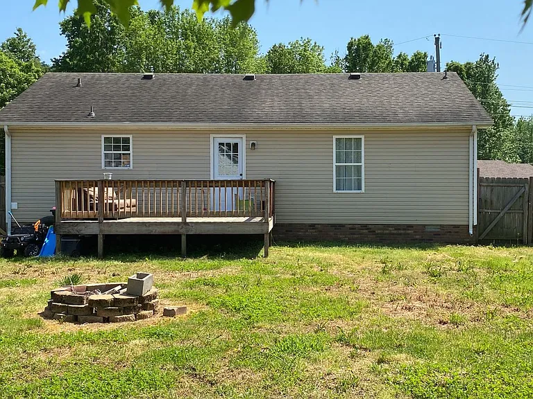 416 Woodale Dr — Photo 29