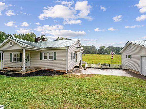 2nd image of 1363 Bethlehem Ridge Rd