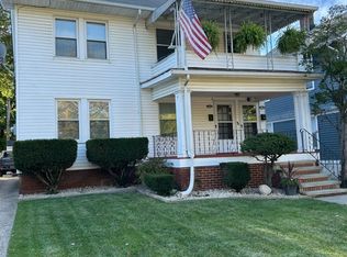 1622 Warren Rd, Lakewood, OH 44107