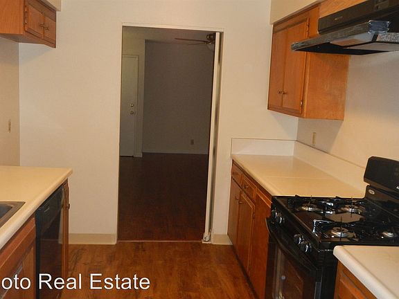 3rd image of 2126 15th St