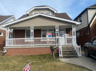 5840 Appoline St, Dearborn, MI 48126