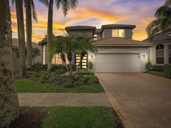 9009 Sand Pine Lane, West Palm Beach, FL 33412