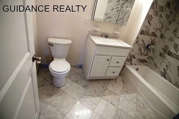 Rented by Guidance Realty Corp. | media 14