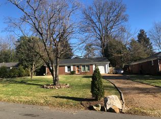 1329 Lakedell Dr, Charlotte, NC 28215