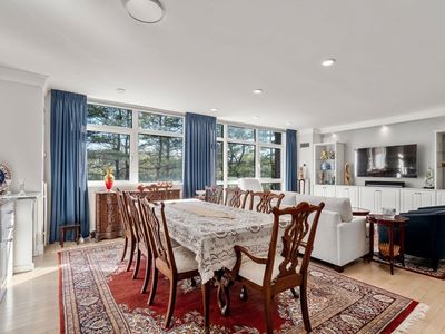 77 Florence St #406S, Newton, MA, 02467