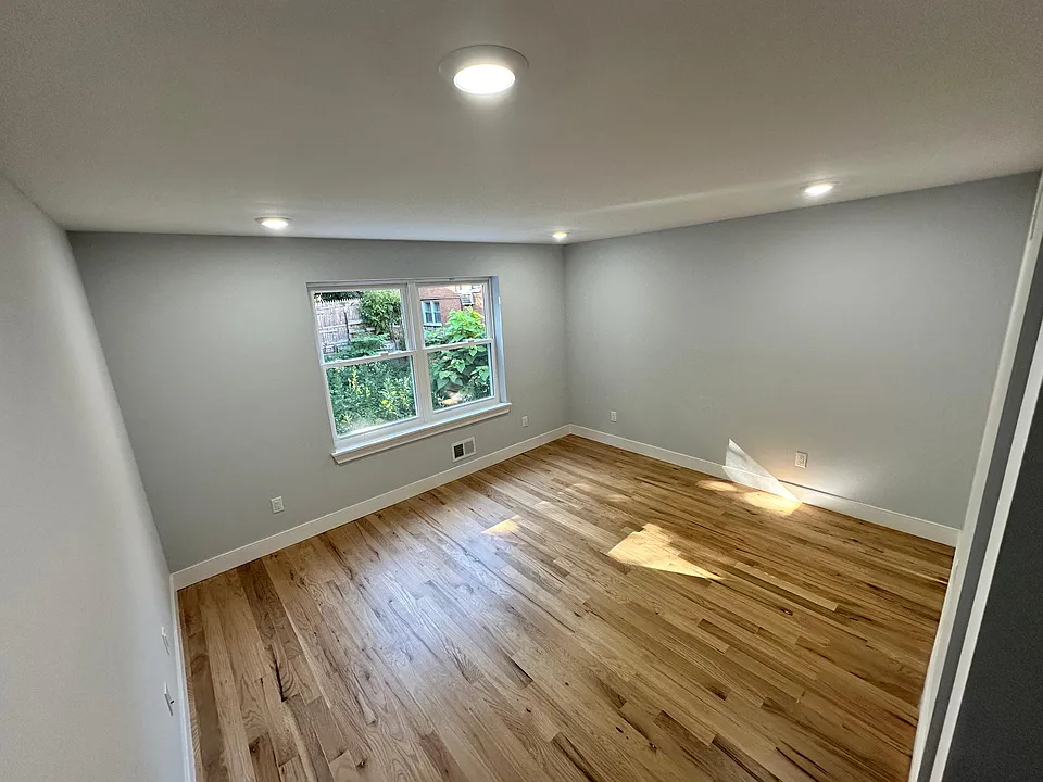 37 Brookside Ave
