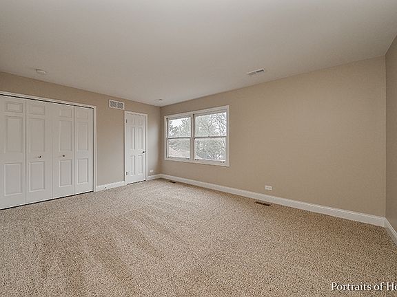 5th image of 63 White Oak Cir