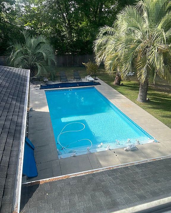 2nd image of 109 Windemere Rd