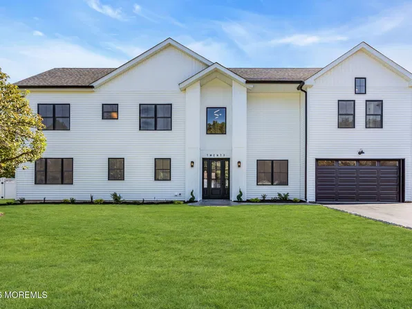 20 W Francis Avenue, Morganville, NJ 07751