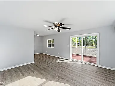 Building Photo - 2425 Case Ln