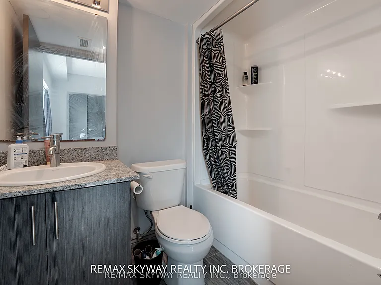 275 Larch St #H203 — Photo 17