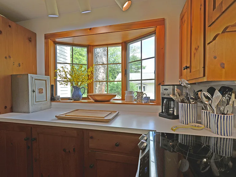 32 Wildwood Ave — Photo 16