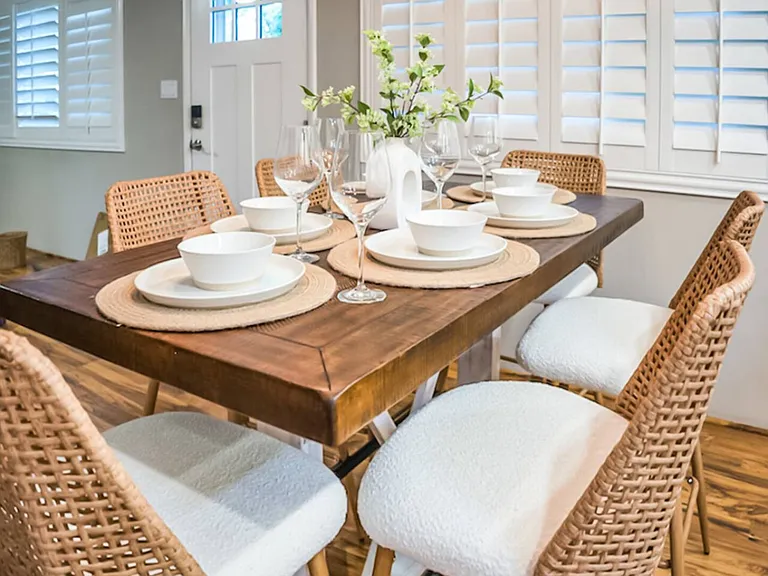 200 — Photo 8