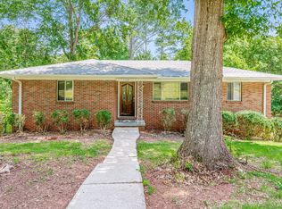 1124 Little John Ln, Birmingham, AL 35235