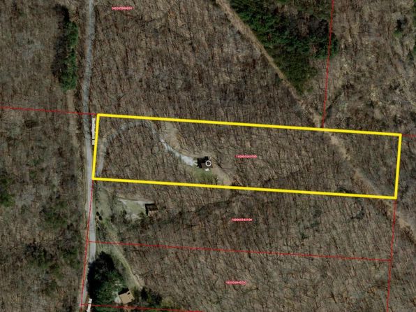 18004 Buckingham Rd, Logan, OH 43138
