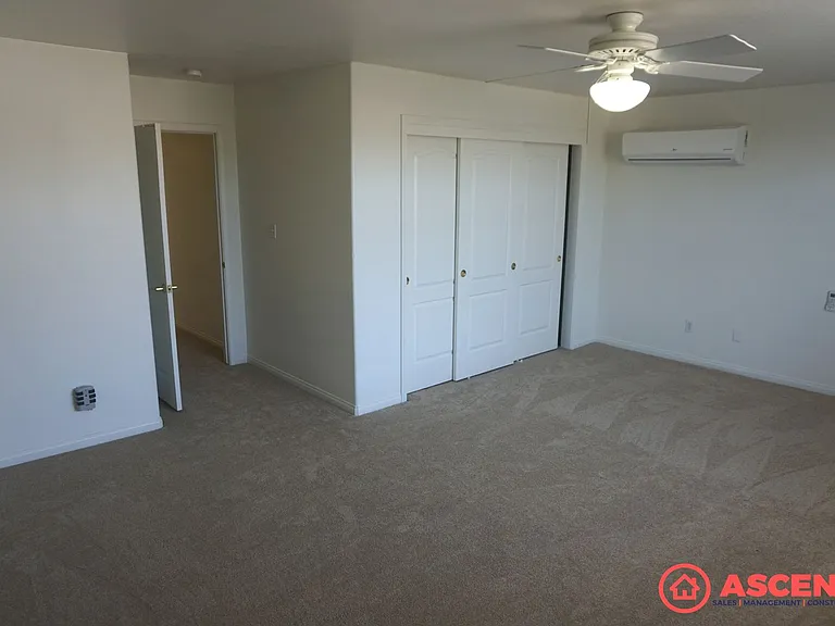 11805 Wethersfield St — Photo 5