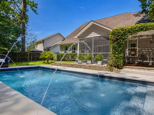 3064 Nantuckett Ave, North Charleston, SC 29420