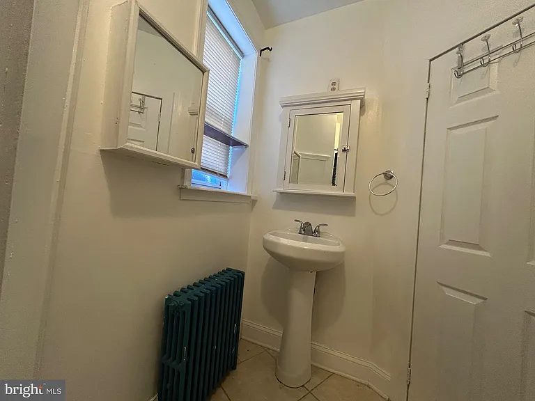 1860 Wakeling St #1 — Photo 5