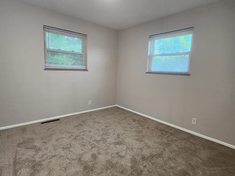 922 S 74th St #922 — Photo 12
