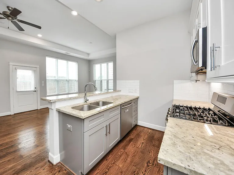 1805 Napa Creek Ln — Photo 19