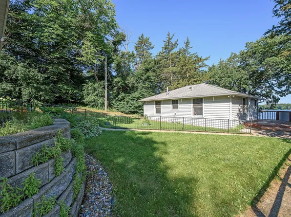 10818 55th St SE, Clear Lake, MN 55319