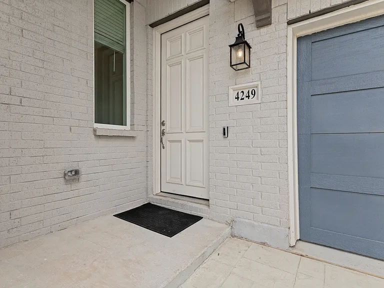 4249 Watson Way — Photo 15