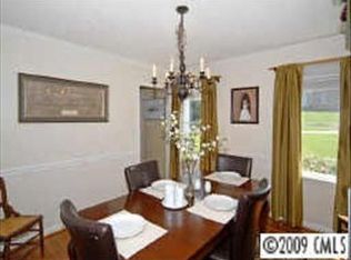 1709 Chesterfield Dr, Belmont, NC 28012