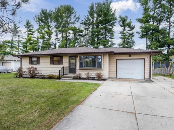 318 Rowe St, Stoughton, WI 53589