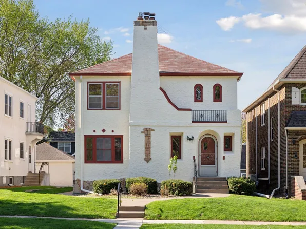 2114 Randolph Ave, Saint Paul, MN 55105