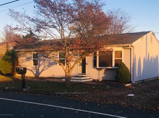 1359 Pacific Ave, Beachwood, NJ 08722