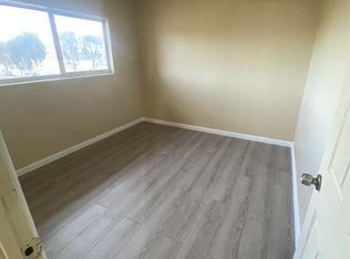 1700 Lincoln St APT 3, Bakersfield, CA 93305