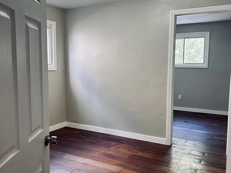 1028 N Shore Rd — Photo 9