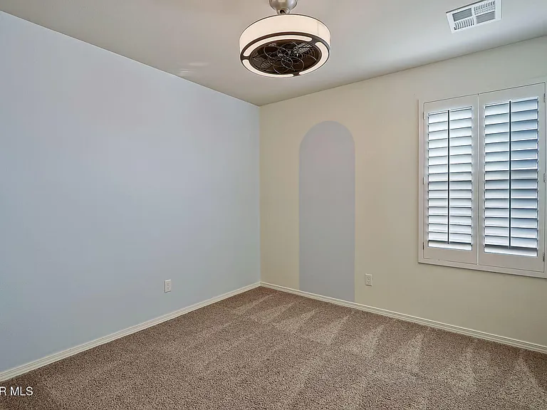 3921 Desert Dunes Dr — Photo 37