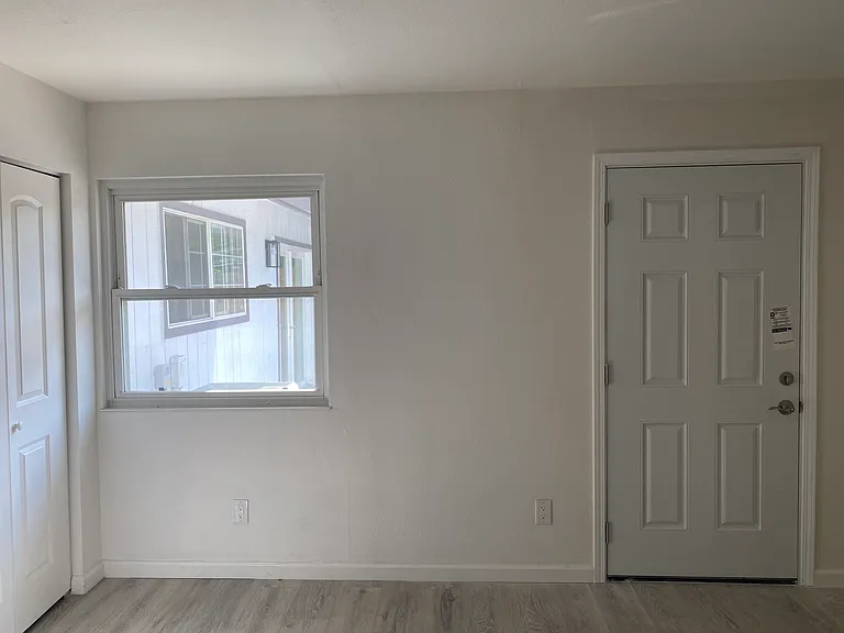 3876 Maui Dr — Photo 5