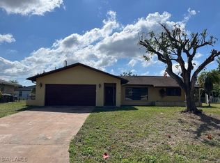 1506 SE 42nd St, Cape Coral, FL 33904