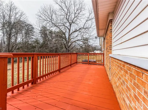 240 Chaney Loop Rd, Stoneville, NC 27048