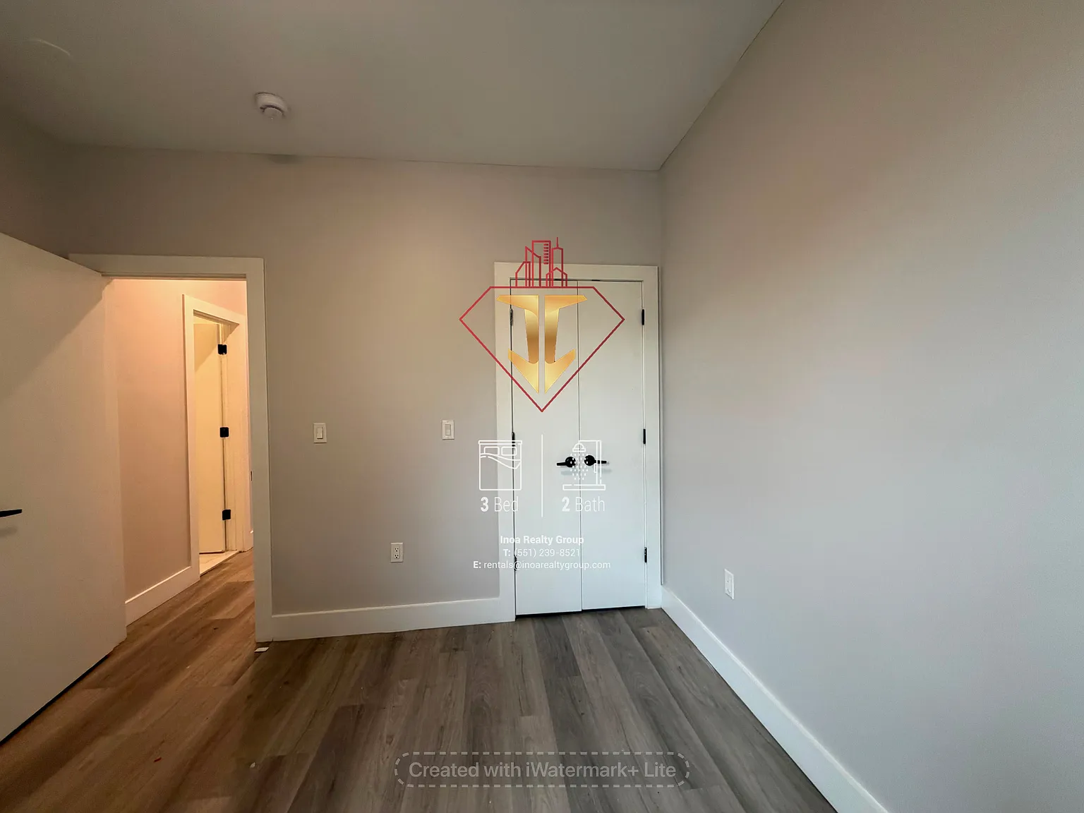 3 bed, 1000 sqft, $2,600 — Photo 3