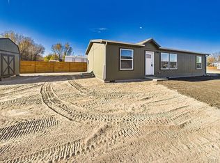 362 E Stewart Dr, Pueblo West, CO 81007